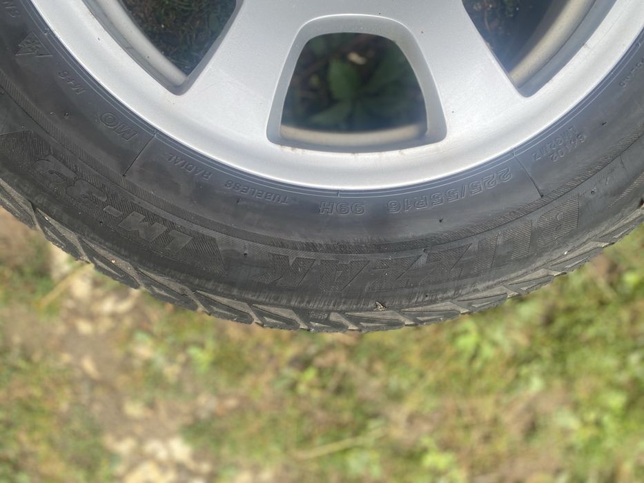 Диски з резиною BMW R16 BRIDGESTONE 225x55