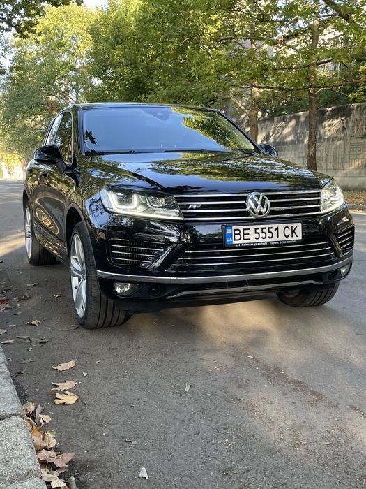 Тоурег R-Line 3.0 TDI. 263к.с