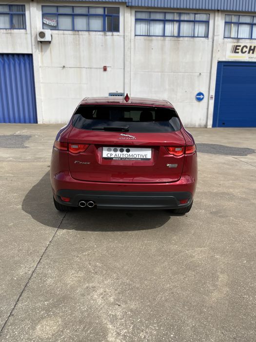 Jaguar F-Pace R-Sport 2.0 - 180cv – 2016 – Impecável!