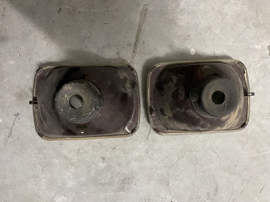 2 Farolins originais Jeep Cherokee XJ