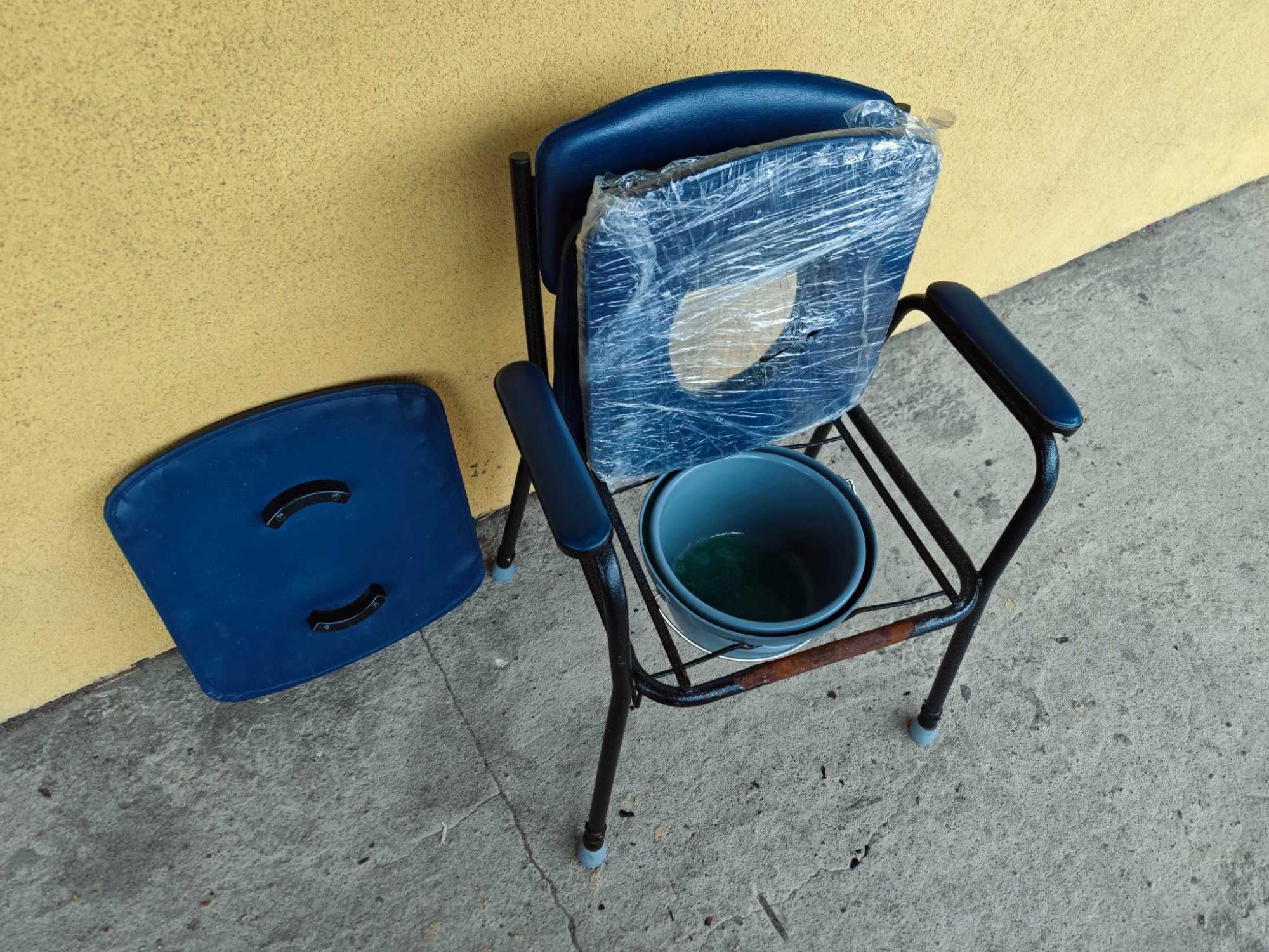 komfortowe krzesło sanitarne - fotel z nocnikiem za grosze