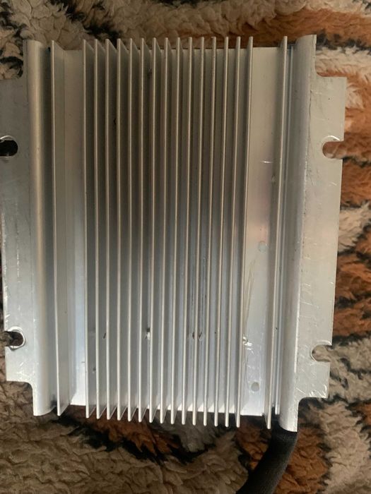 Інверторний генератор A-iPower SC1400i в неробочому стані