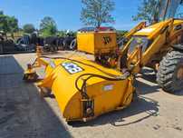 Zamiatarka JCB SC240