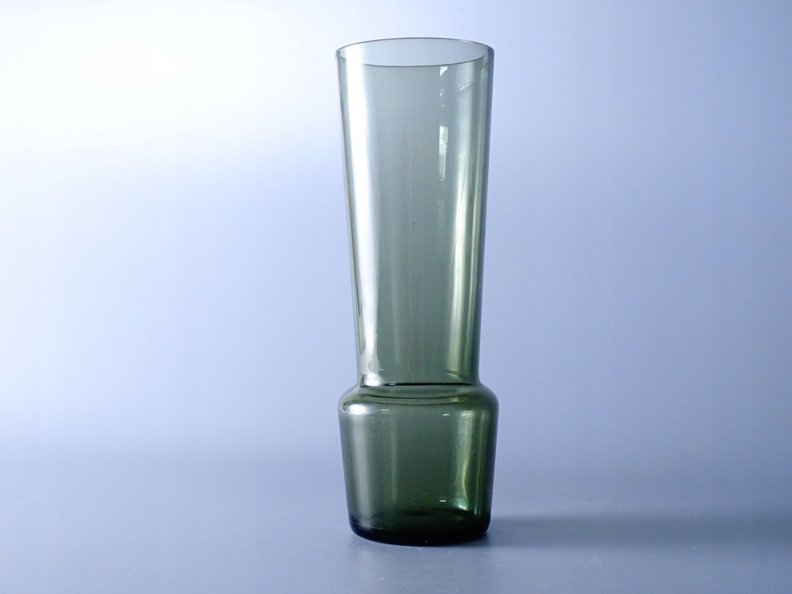 modernizma lata 50 szklany dymiony wazon