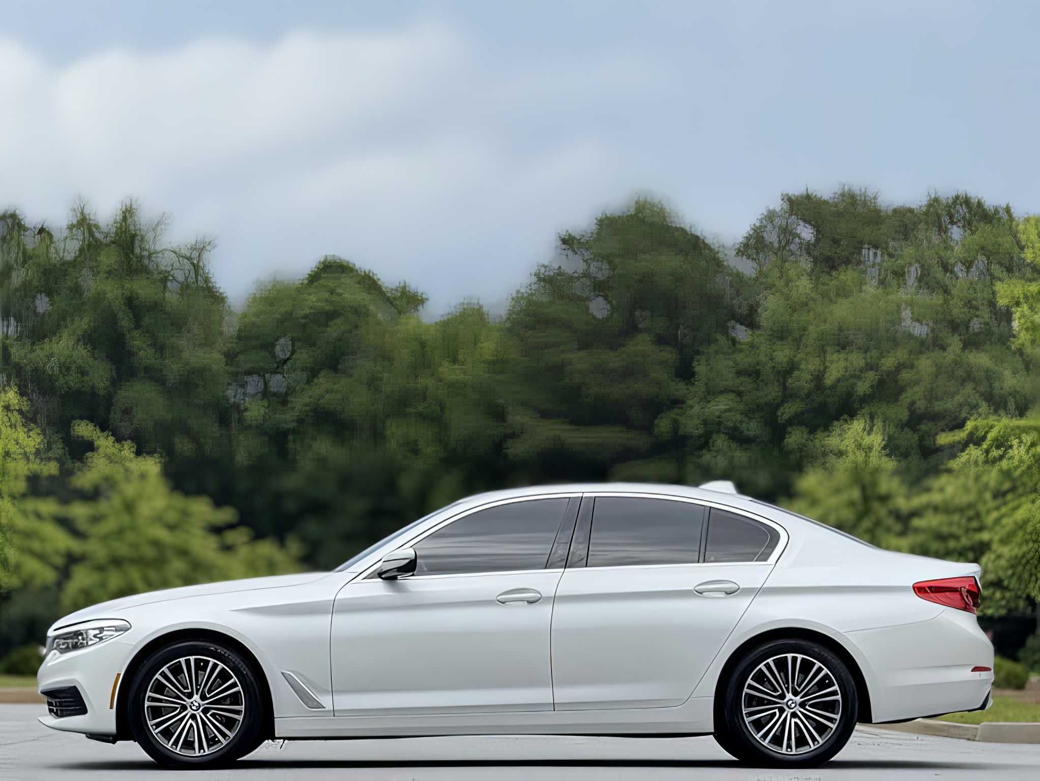 2019 BMW 5 Series 530i
