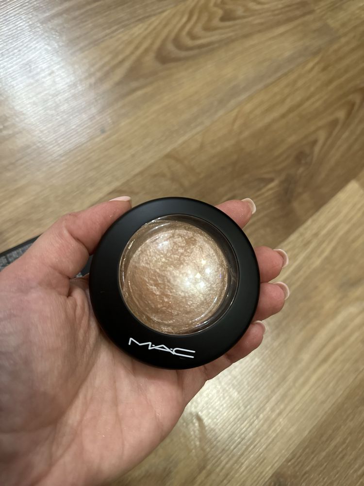 MAC cosmetics хайлайтер пудра