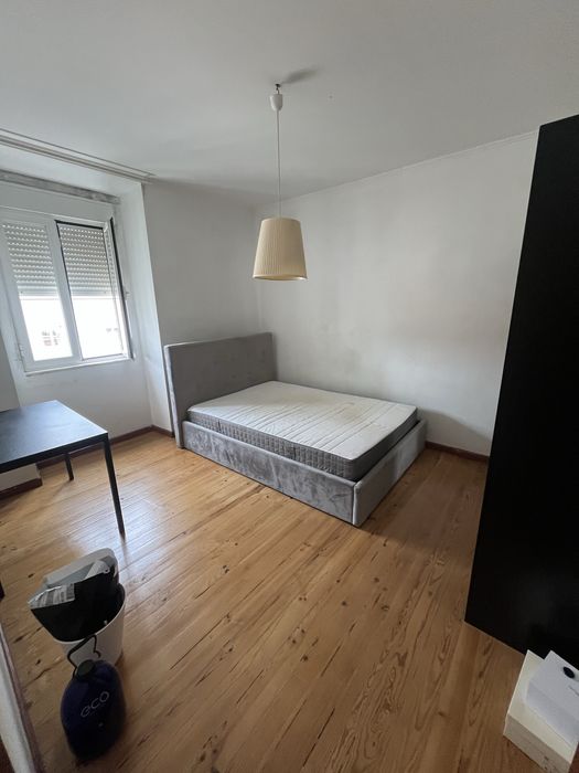 Cama de casal + colchão