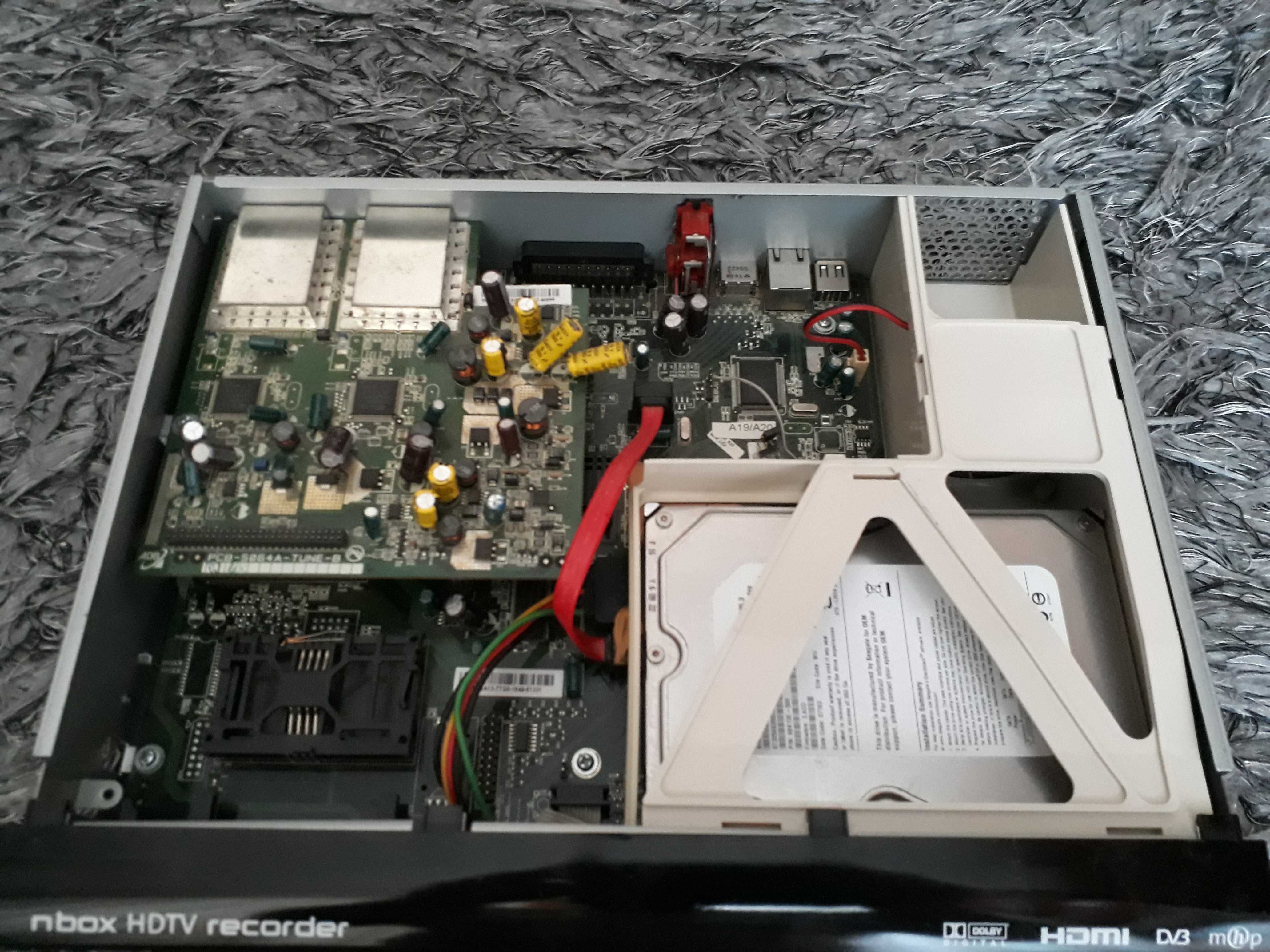 NBOX Dekoder Enigma2 BZZB modchip Recorder Dysk 250GB "Odnowiony""