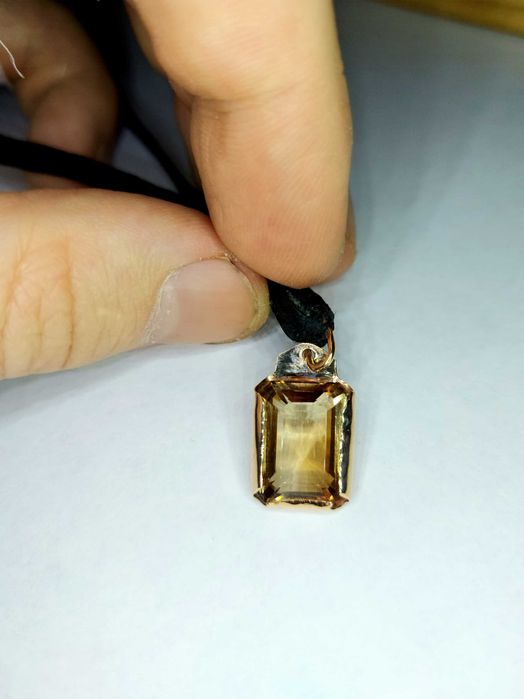 Кулон ожерелье подвеска топаз золото 585 кожа вощеная