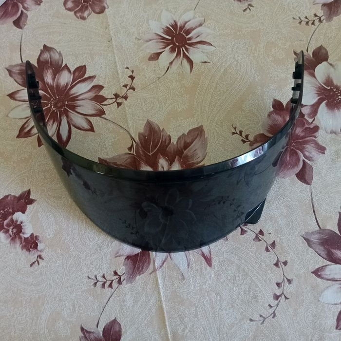 Візер для шолому