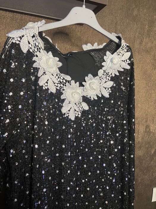 Розкішні нарядні сукні.