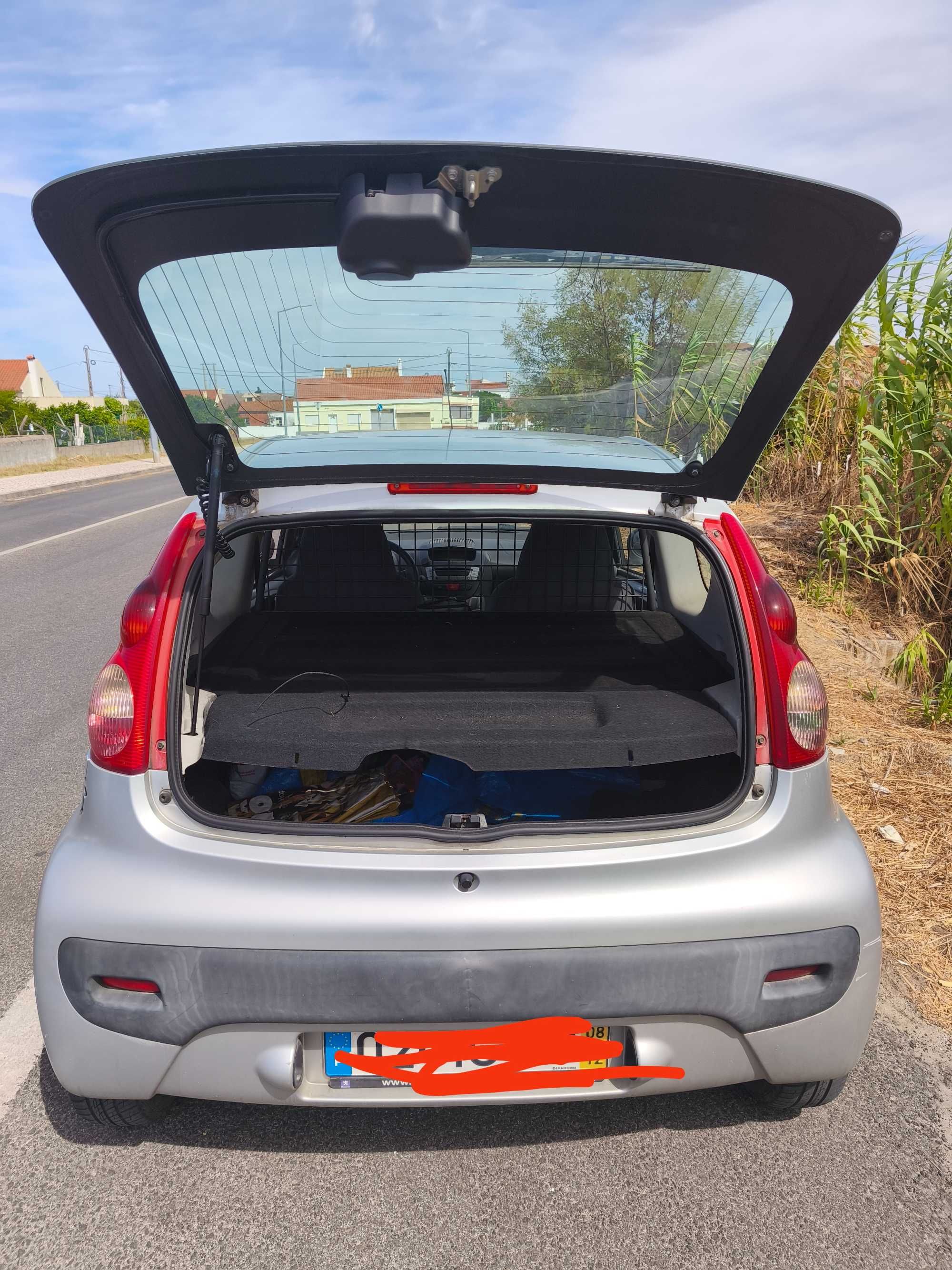 Peugeot 107 HDI van