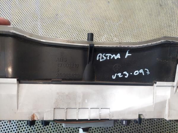 Quadrante / painel de instrumentos OPEL Astra F Caravan (51_, 52_)