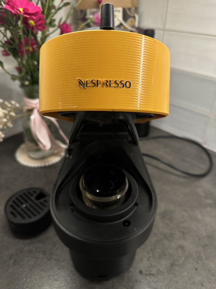 Ekspres do kawy Nespresso Vertuo Pop Mango