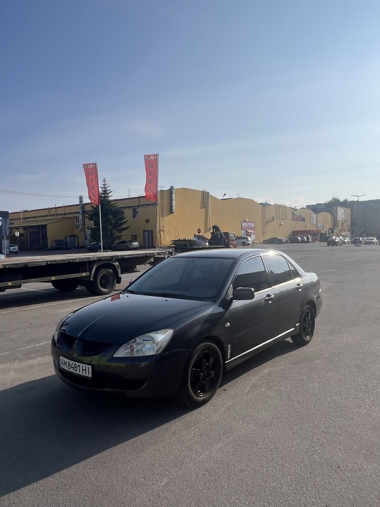 Mitsubishi Lancer