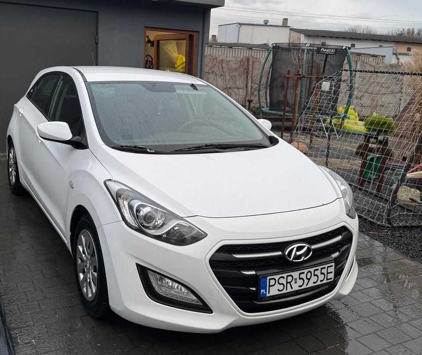 Hyundai i30 1.6 CRDi 2016 • Bezwypadkowy • Stan bardzo dobry
