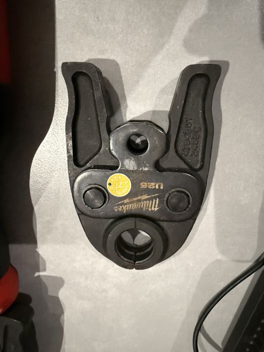 Zaciskarka Milwaukee M12 HPT