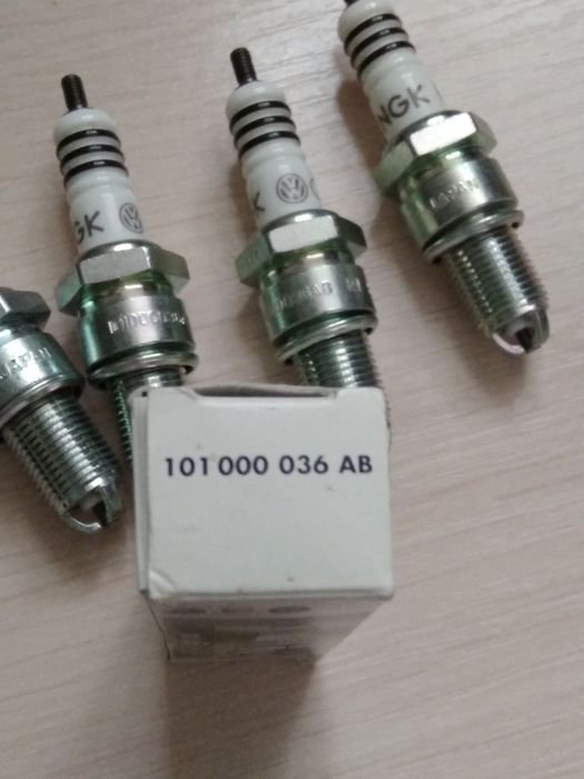 Свечи зажигания VAG оригинал
