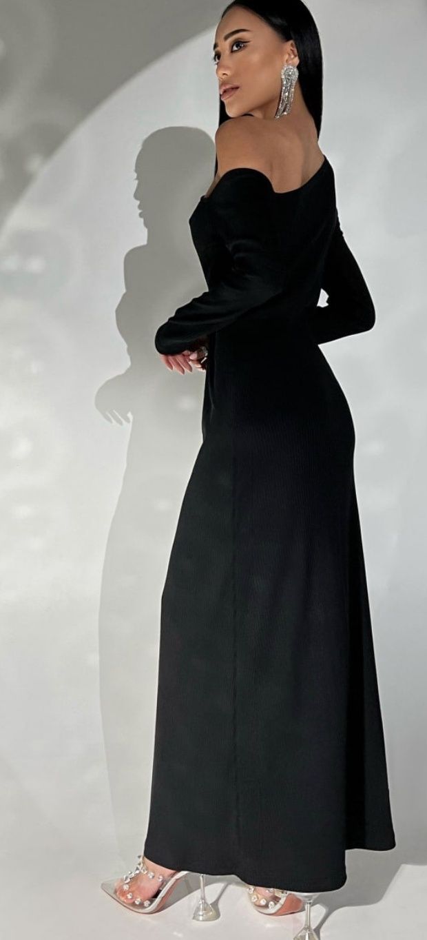 Черне плаття кежуал