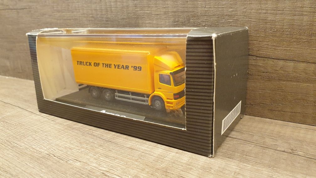 Mercedes Benz Atego Truck Of The Year '99 skala 1:87