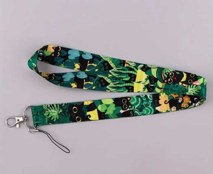 Smycz na klucze czarny kot monstera dzungla