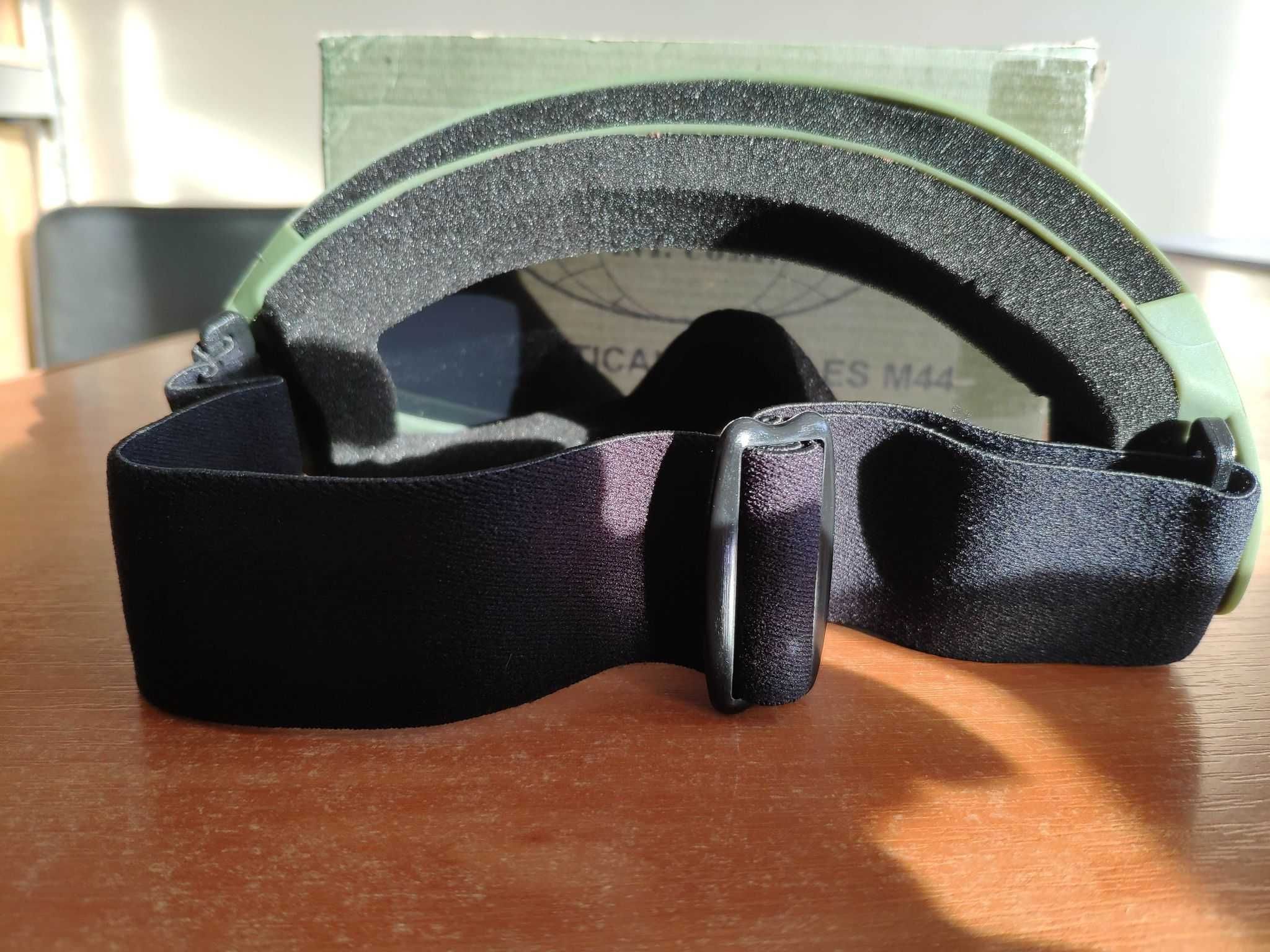 Защитные очки со сменными стеклами М44 пр-во Германия