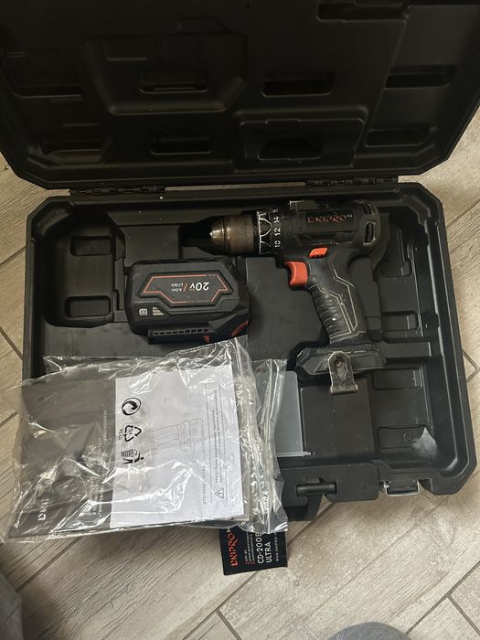 Найпотужніший Шуруповерт дніпро м CD-200bc ultra+ акумулятор BP 260