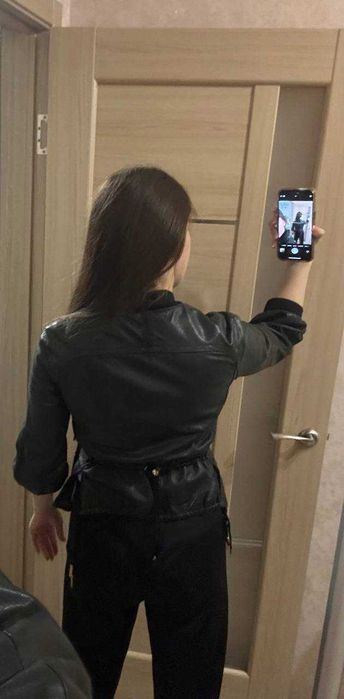 жіноча шкіряна куртка Dsquared, розмір S