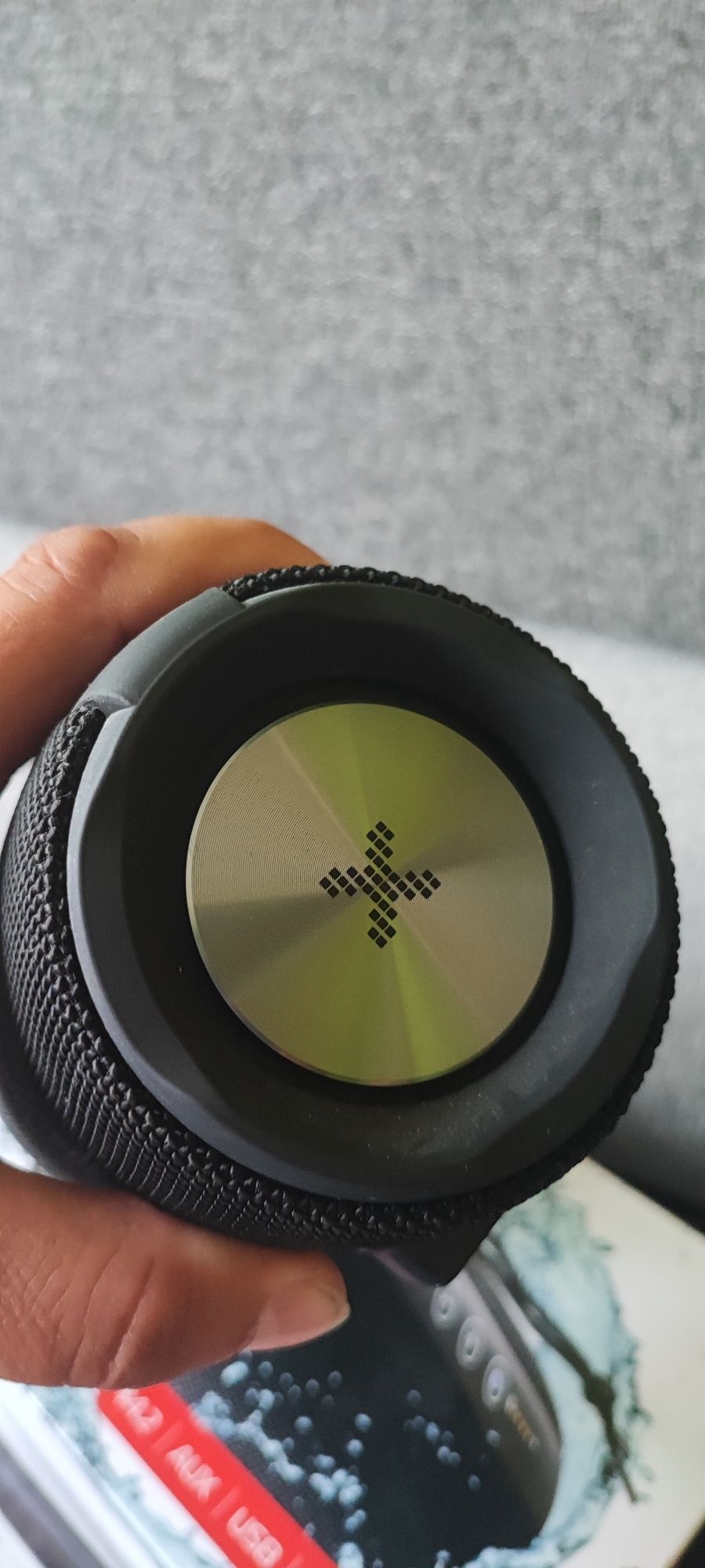 Głośnik przenośny + radio bluetooth