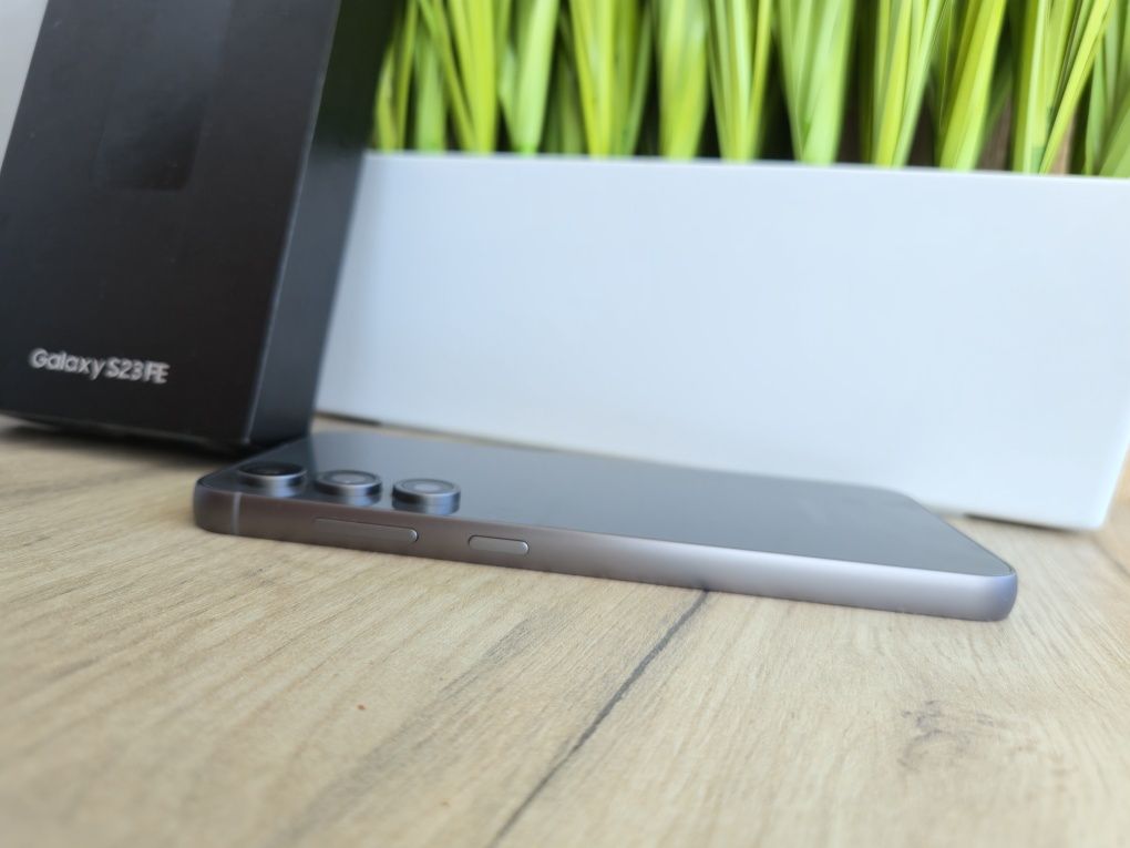 Samsung S23Fe 8/256Gb, Офіційний, ідеал