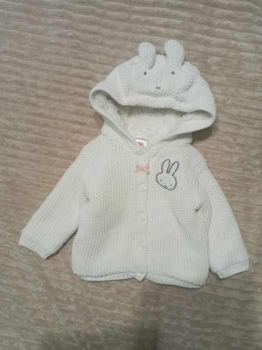 Нитка дарничанка,в,язані шкарпетки,шапки кофти