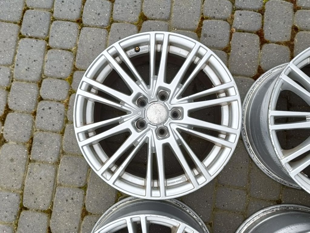 Felgi17 Wheelworld 5*112 Audi Skoda Octavia VW kpl