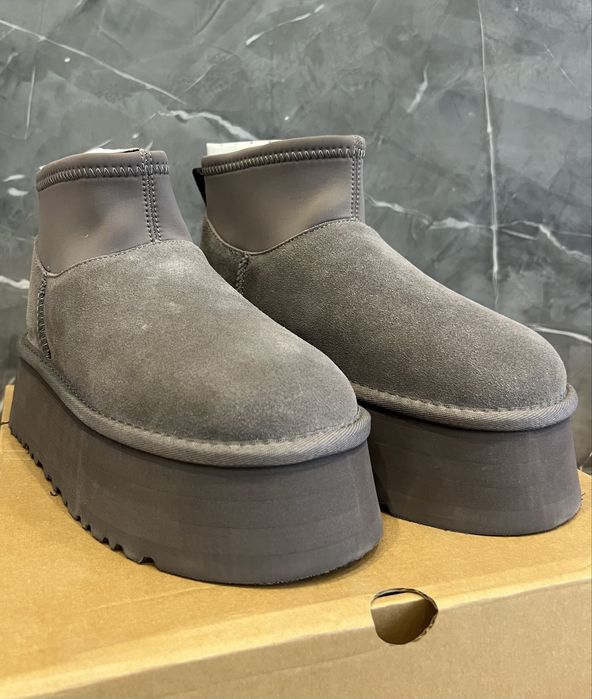 Зимові черевики сірі Уггі UGG Classic Mini Dipper 37р