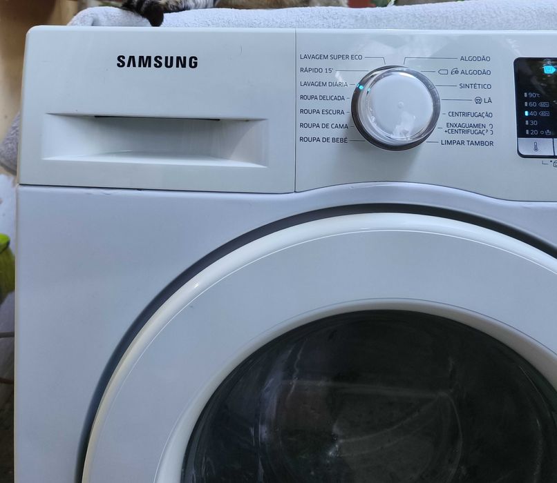 Máquina de Lavar Roupa Samsung 8 kg eco bubble A+++