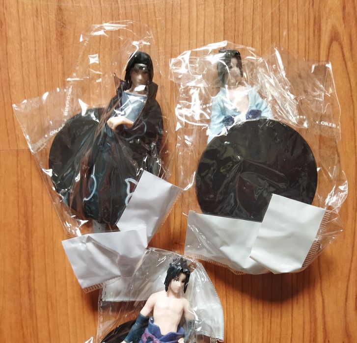 Figuras one piece e DragonBall novas