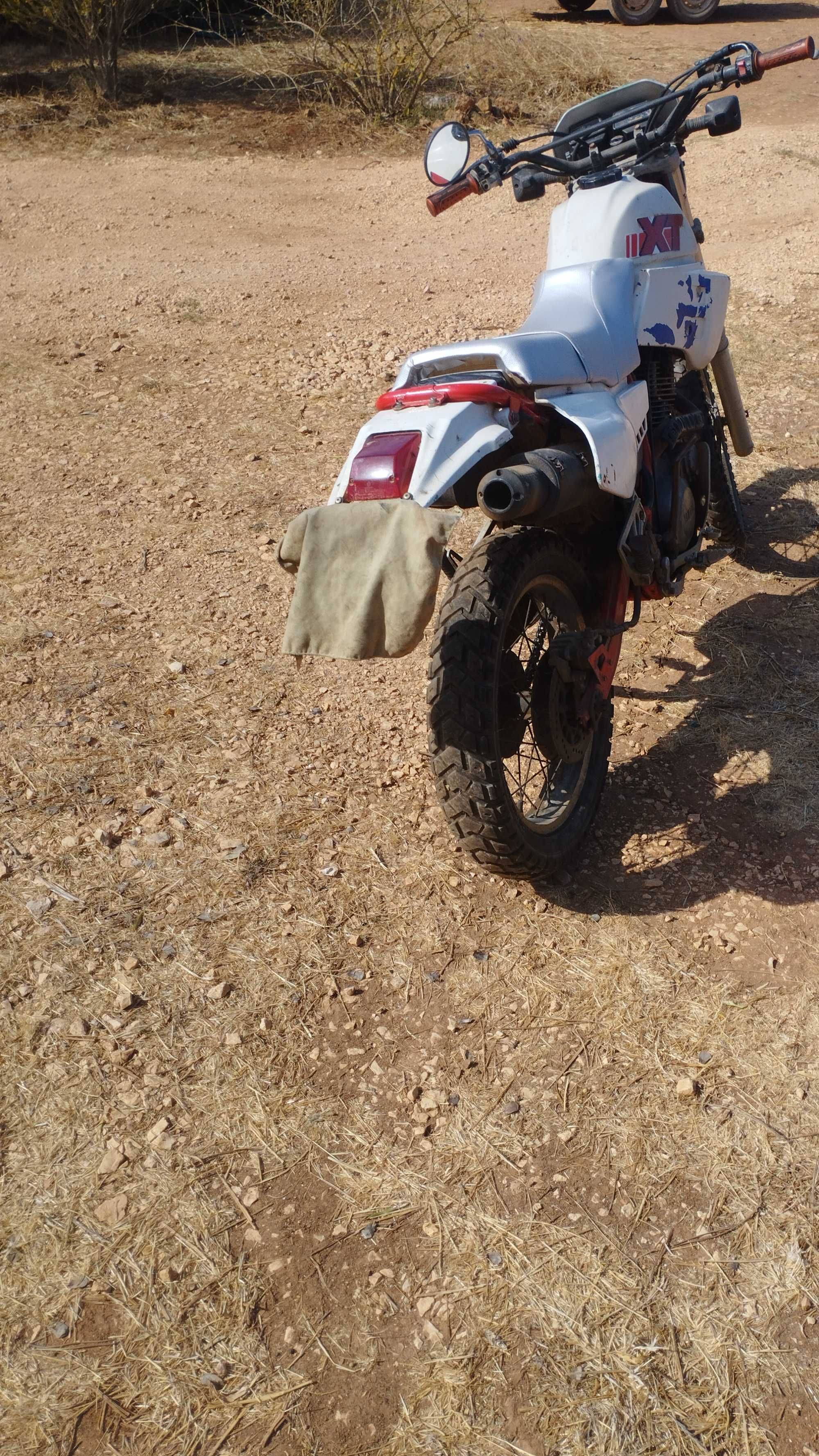 Yamaha 600 XT 2kf ano 93 mota francesa