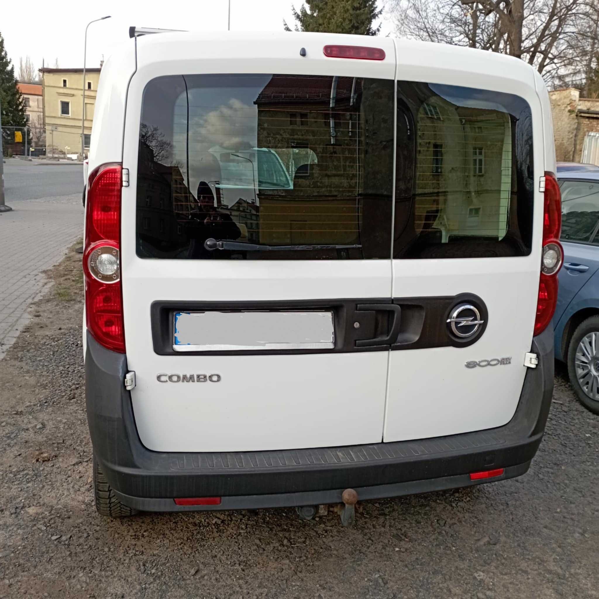 Opel Combo Van orginalny przebieg
