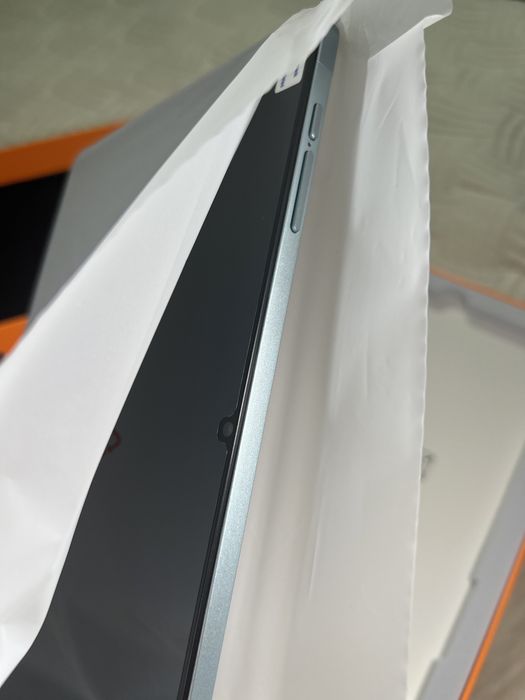 Планшет Teclast m50 із клавіатурою мишкою та пенсіл і навушниками