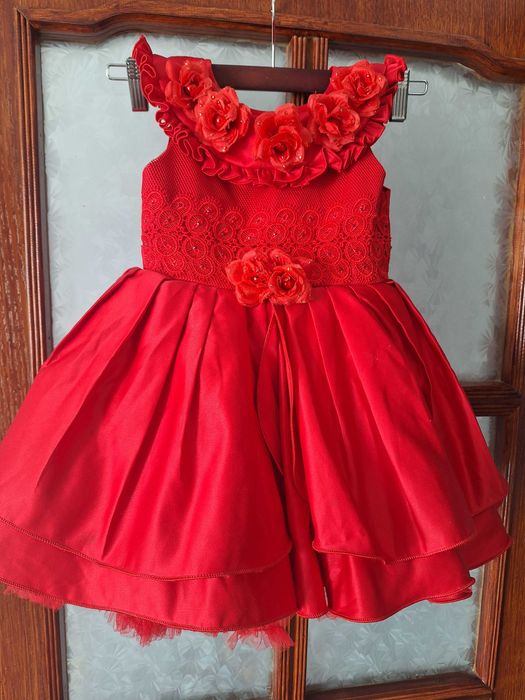 Плаття дитяче пишне