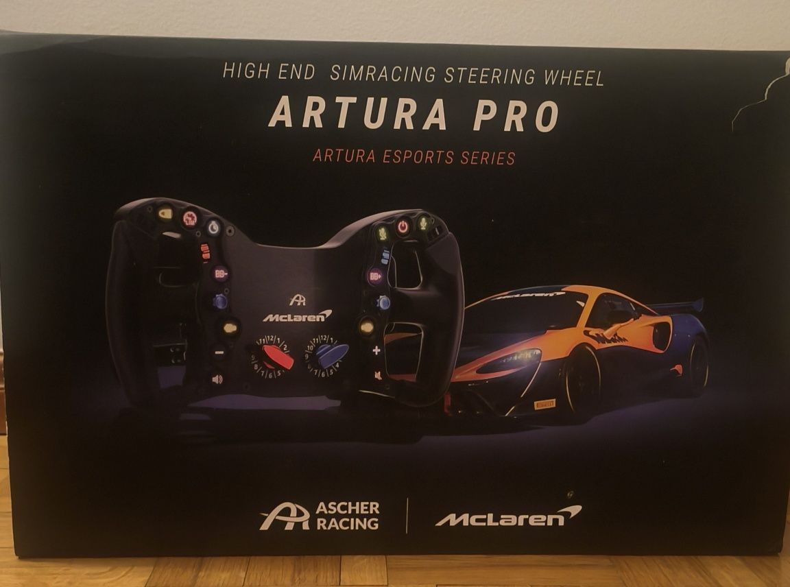 Volante Ascher Racing McLaren Artura Pro SC
