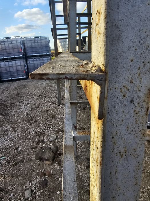 Regaly warsztatowe przemyslowe do gospodarstwa