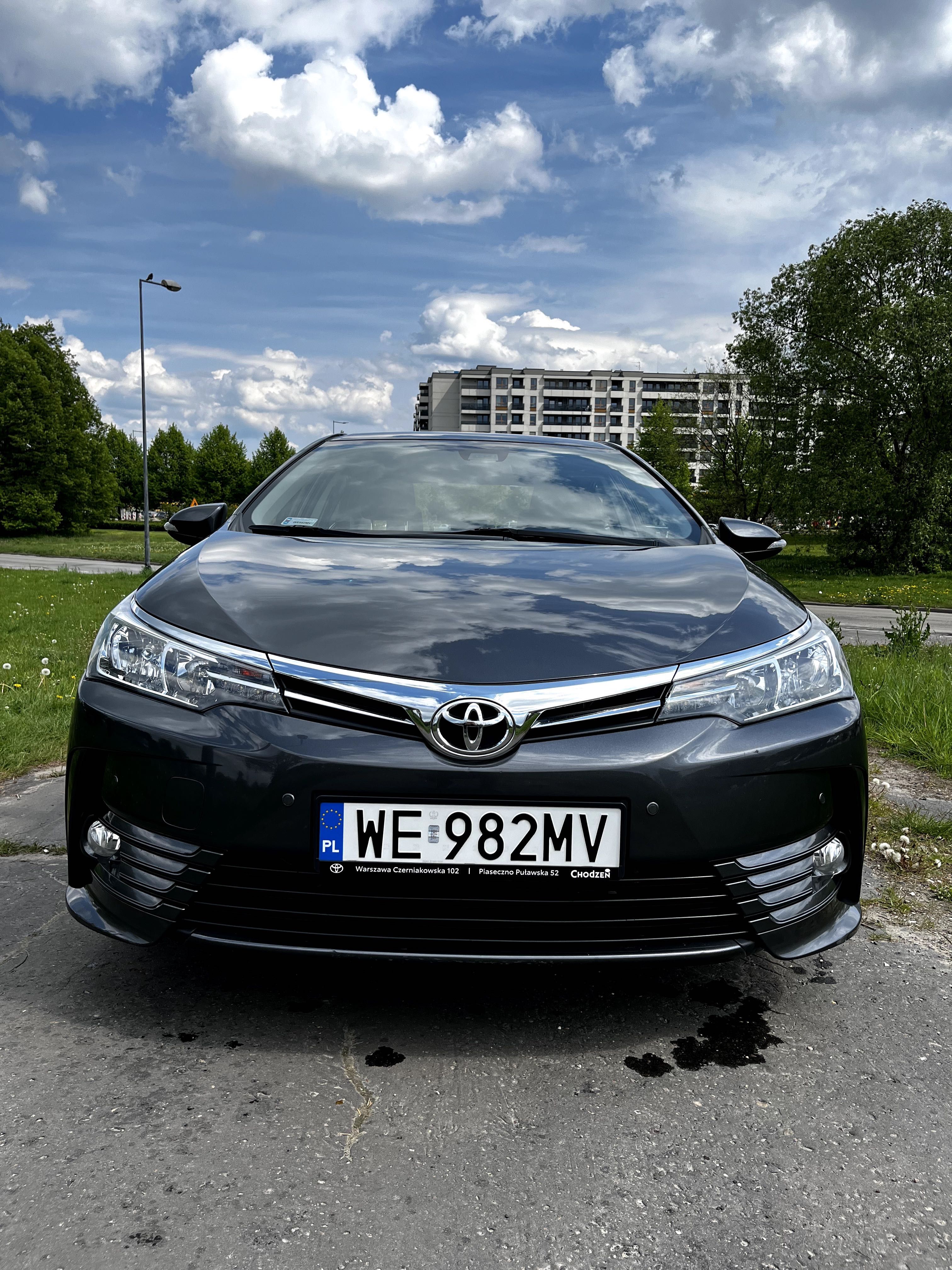 TOYOTA Corolla 1.6 Comfort, rok 2016, przebieg 83 489 tys. WARSZAWA