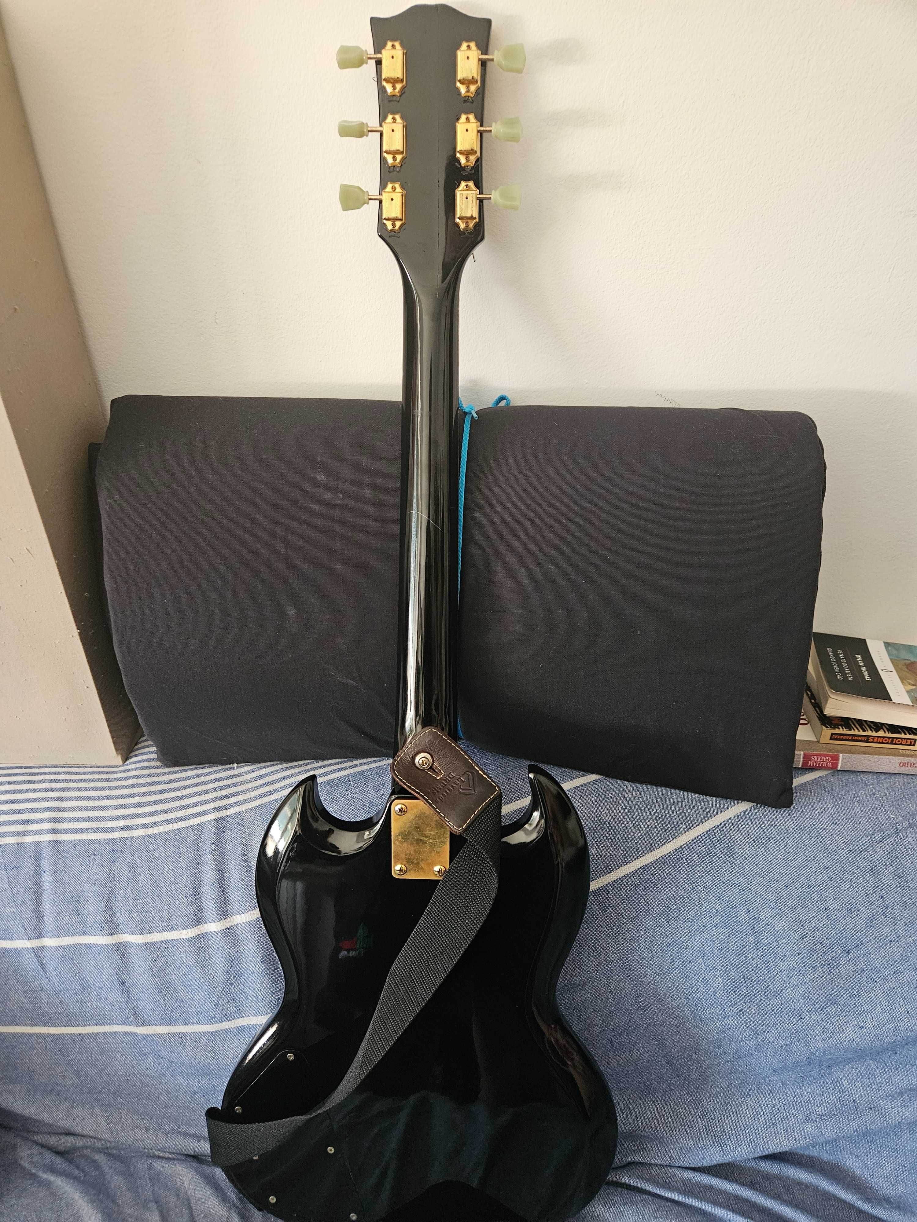 Ibanez SG dos anos 70 com Gibson Classic 57 humbuckers
