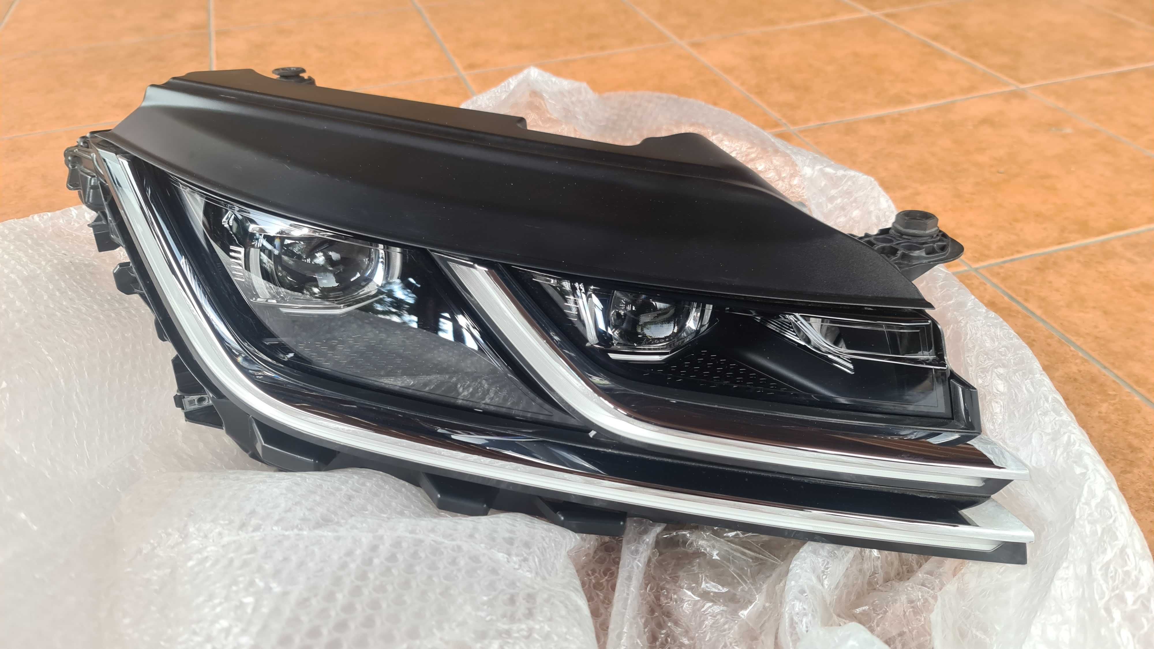 VW Arteon Passat b8 IQlight фари оптика matrix led установка