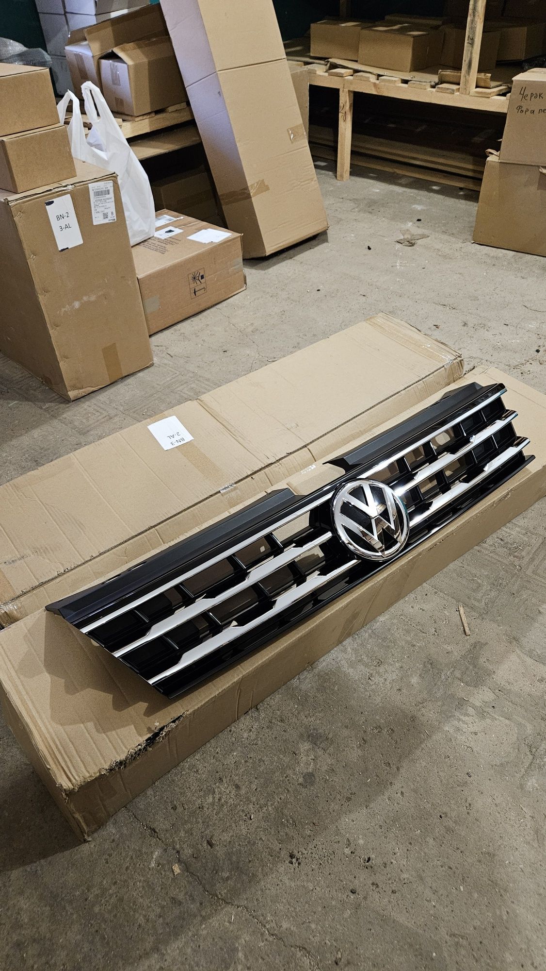 Volkswagen Tiguan 2017 2018 + решетка радиатора решітка гриль