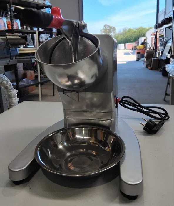 Máquina picar gelo - NOVA