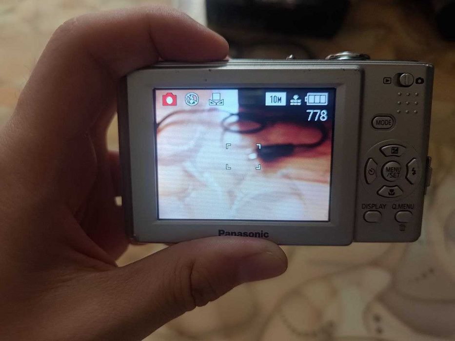 Продам Фотоаппарат Panasonic DMC-FS42(під ремонт)