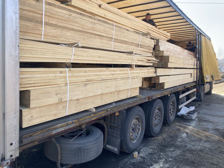 Więźba dachowa kantówki tarcica