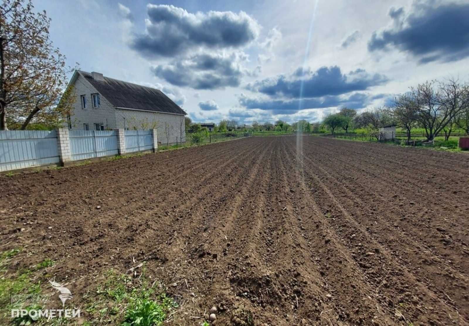 Продам земельну ділянку в с. Лука Мелешківська