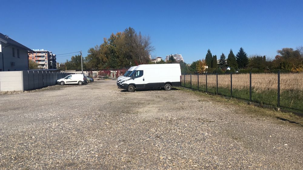 Wynajme  miejsca parkingowe plac ul.Sołtysowska